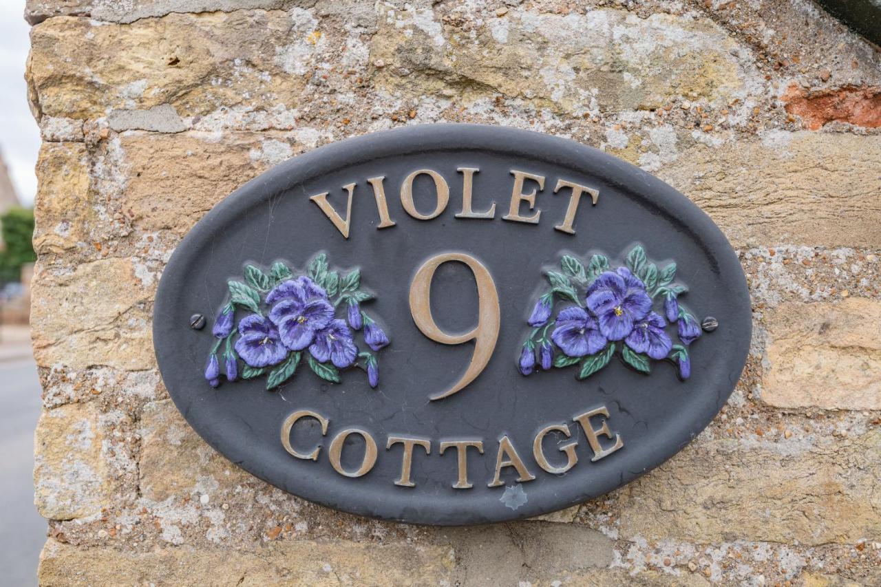 Violet Holiday home